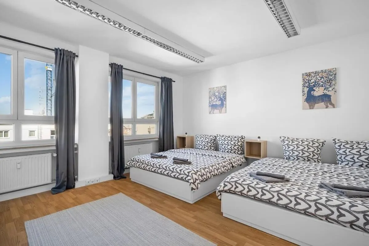Apartment Munich Gem - 2 Bedroom Alpine View Tranquility